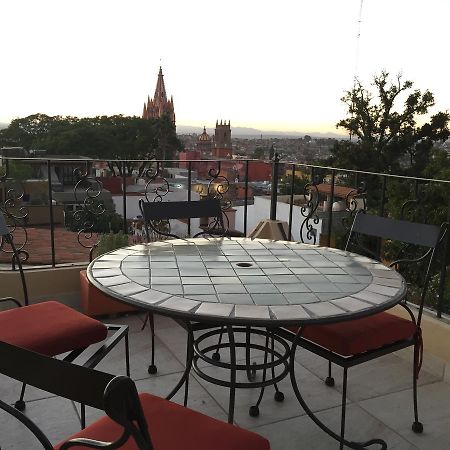 Casa Del Tio Hotel Boutique San Miguel de Allende Dış mekan fotoğraf View from the rooftop of the hotel