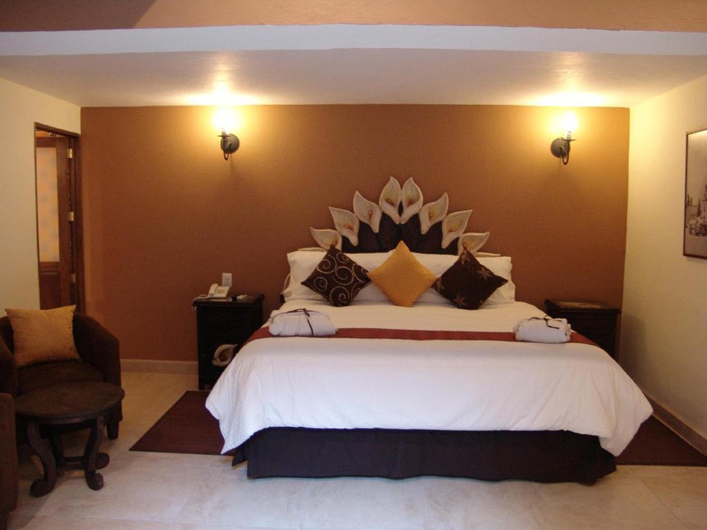 Casa Del Tio Hotel Boutique San Miguel de Allende Oda fotoğraf A room at the hotel