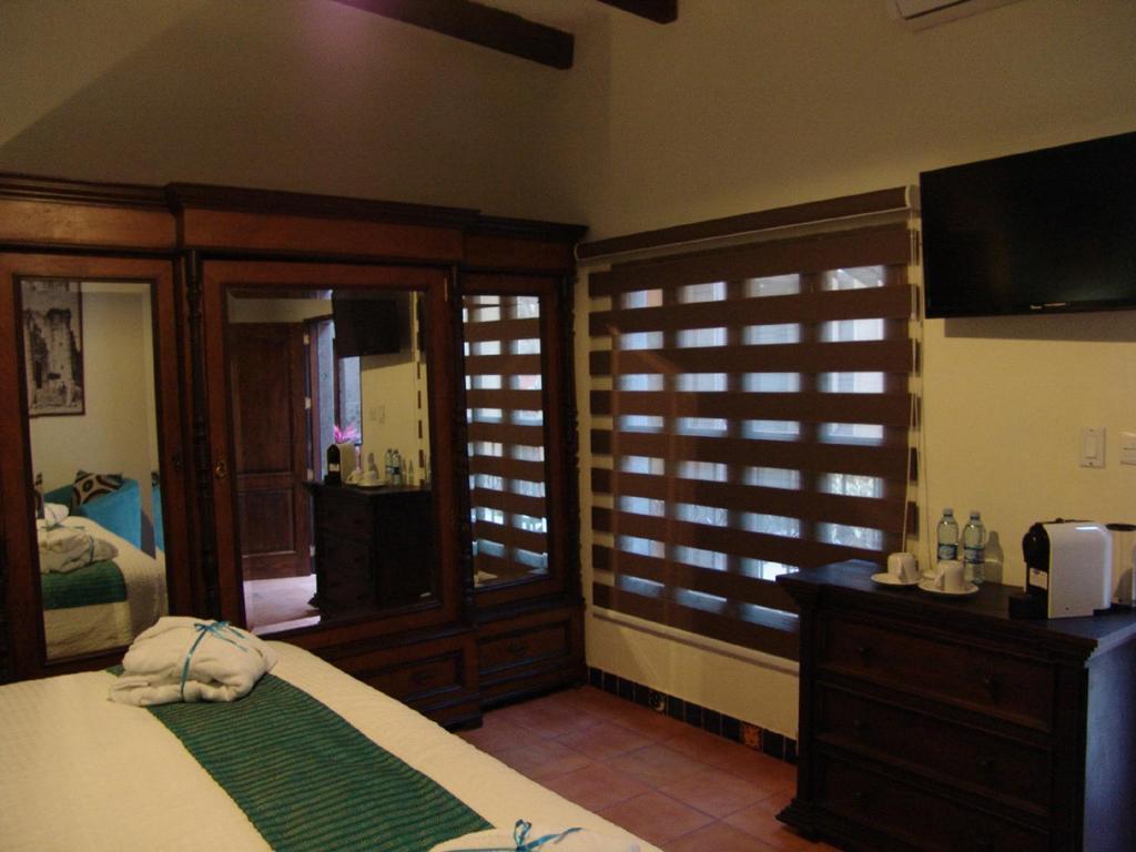 Casa Del Tio Hotel Boutique San Miguel de Allende Oda fotoğraf A room at the resort